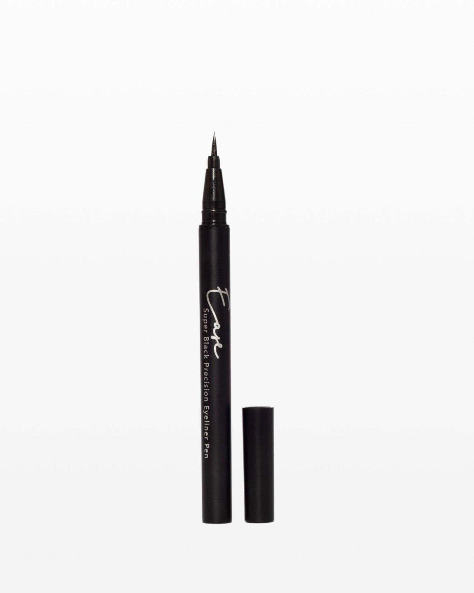 Long-Lasting Black Precision Eyeliner Look